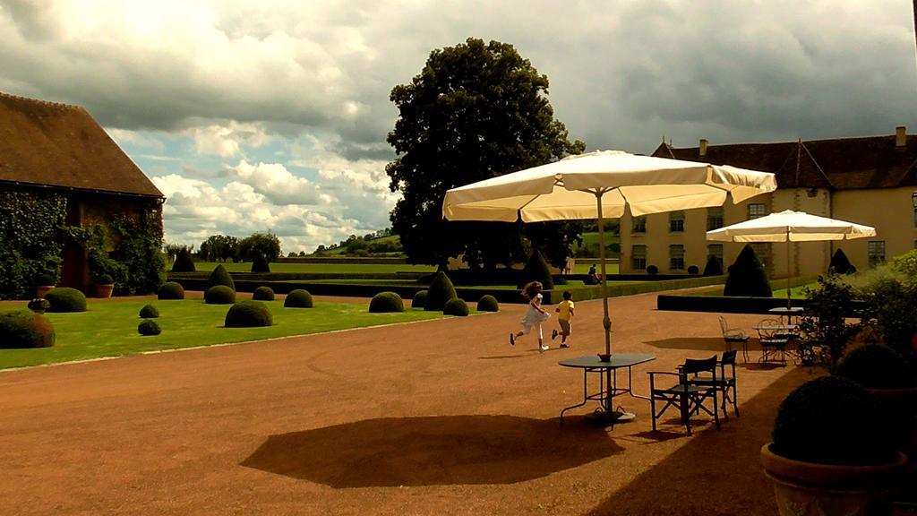 Les Residences Du Chateau De Vianges Luaran gambar