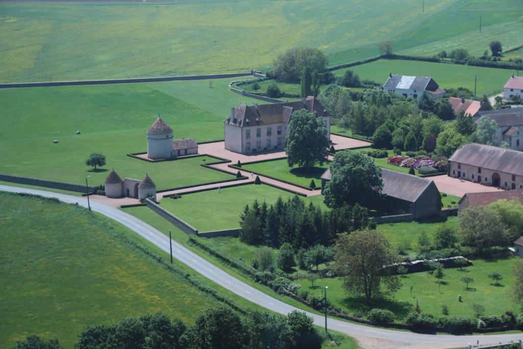 Les Residences Du Chateau De Vianges Luaran gambar